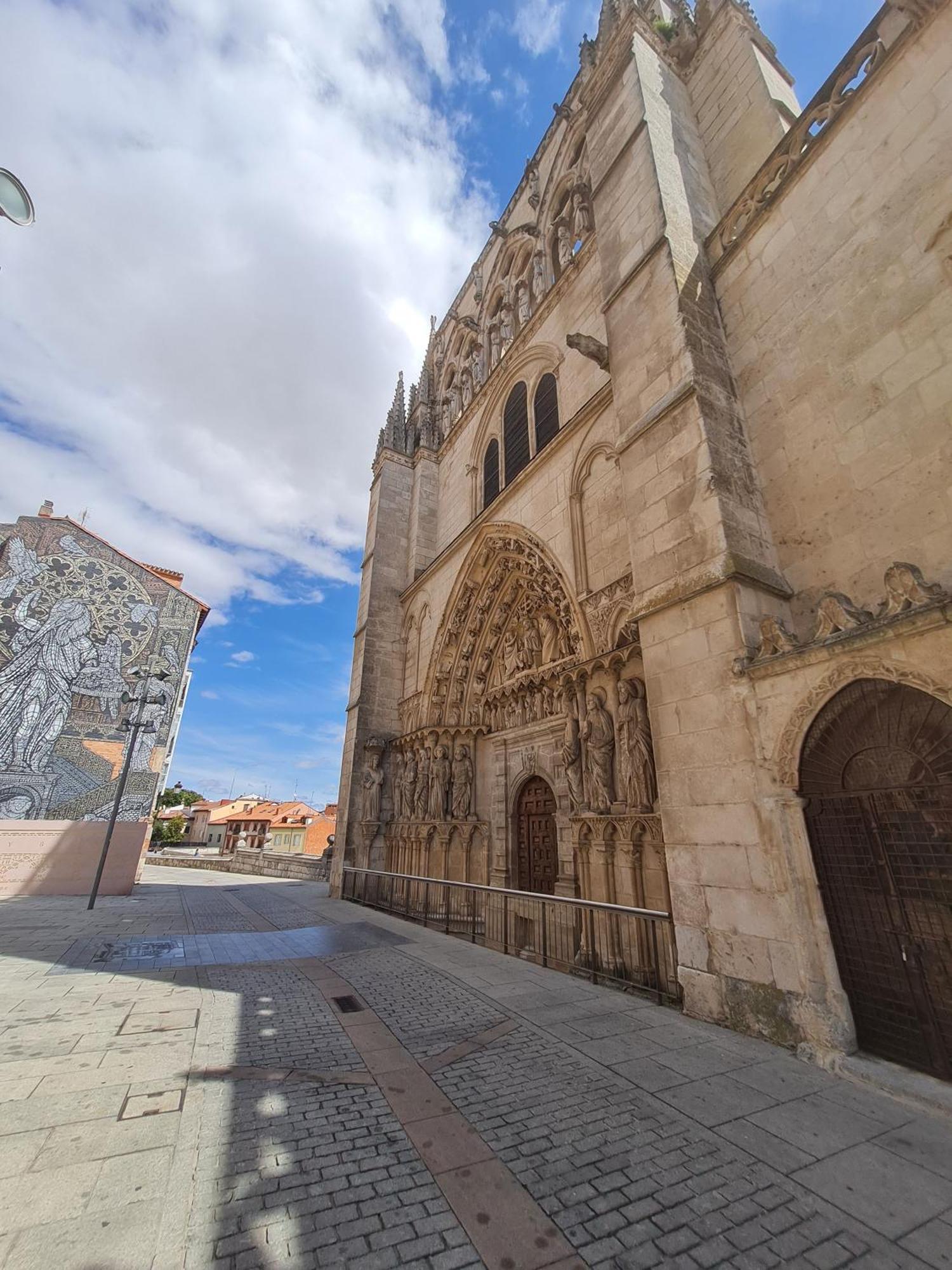 Urban Burgos Hotel Exterior photo